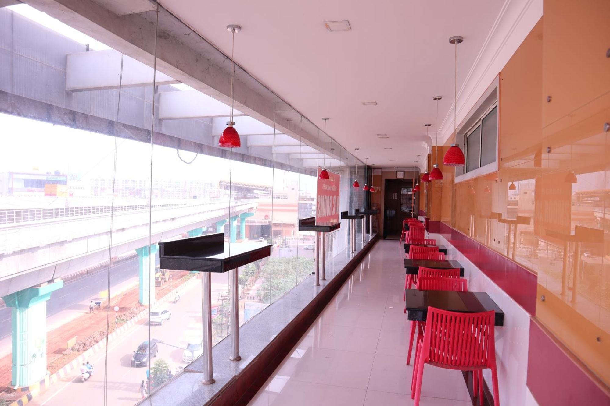 Sri Sai Ram Suites Bangalore Esterno foto